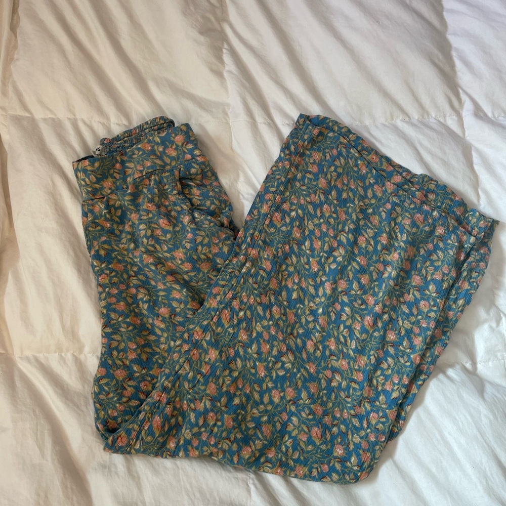 Flowy billabong pants